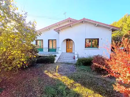 exclusivite : saint-galmier maison sur sous sol avec grand g