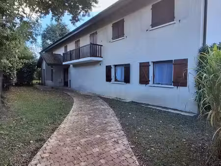 location appartement 4 pièces 101 m² à prévessin-moëns (01280)