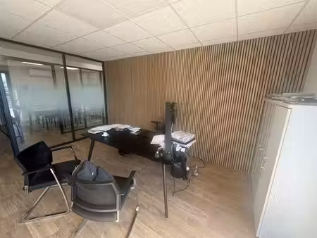 vente bureaux andrezieux boutheon 42160 72m²