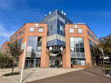 vente bureaux cergy 95800 103m²