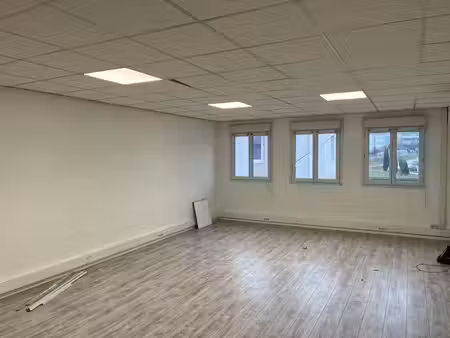 location bureaux 48m²