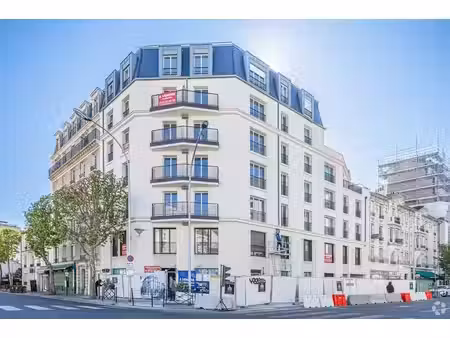 vente commerce 73m² à 132m²