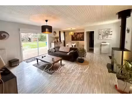 maison à vendre saint jean d'angely 7 pièce(s) 178m2 255 000€