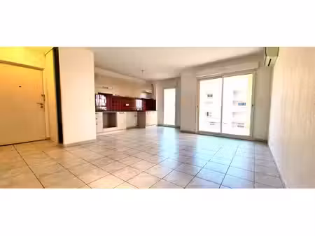 lucciana : appartement t3 (64 m²) à louer