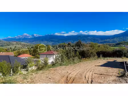terrain de 649 m² à brie-et-angonnes