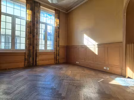 local commercial dijon 80 m2