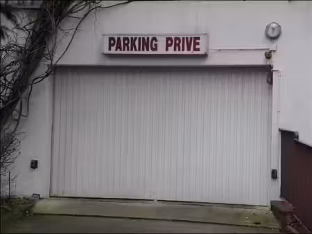 location parking à montgeron (91230)  294 €