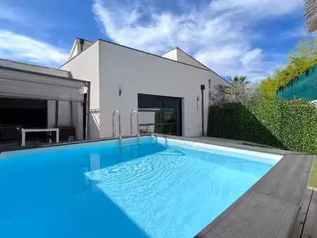 vente maison 4 pièces  105.00m²  grabels