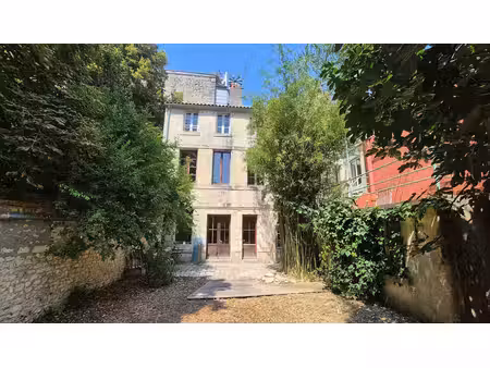 vente maison 4 pièces  140.90m²  rochefort