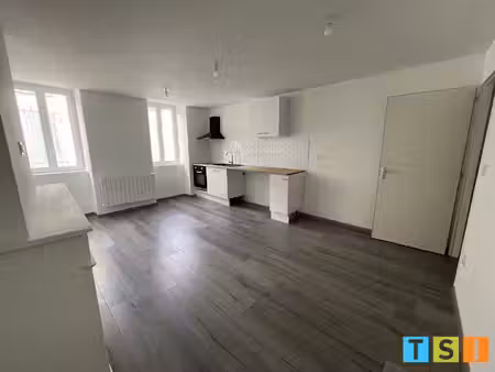 location appartement 3 pièces 52m² st gaudens 31800
