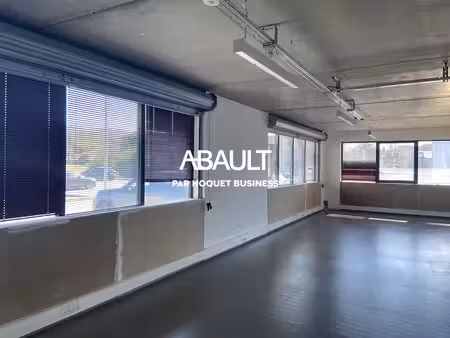 location local commercial 150m² cornebarrieu 31700
