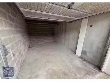 parking à louer 14.28 m² - anglet (64) - 98€