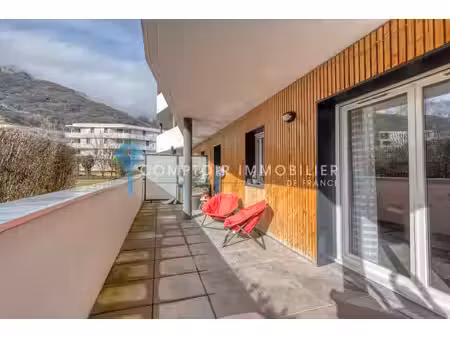 appartement 3pièce(s) 2chambre(s) 66 31 m² seyssins (38180)