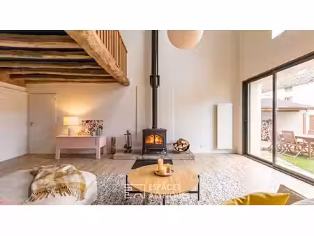 maison de charme  subtilement rénovée