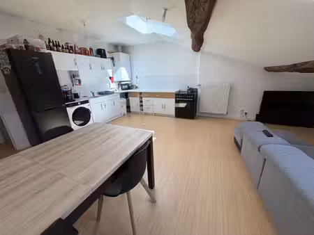 location appartement 3 pièces 44m² st jean le vieux 01640