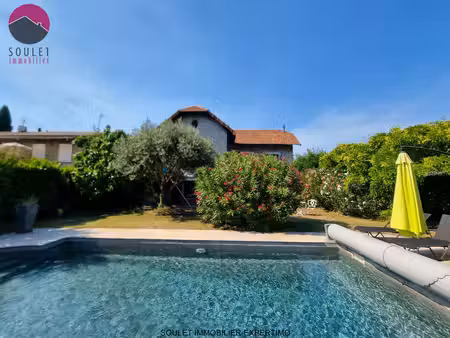 belle maison des années 30 avec piscine et gîte