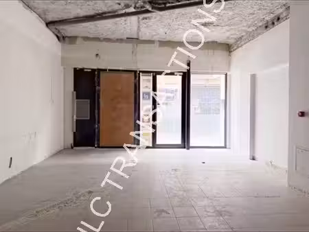 location commerce paris 75019 100m²