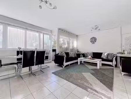 vente appartement 4 pièces 82.34 m² à ris-orangis (91130)  137 000 €