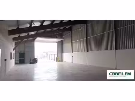 location local d’activités bolbec 76210 384m²