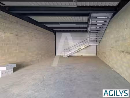 location local d’activités corbeil essonnes 91100 119m² à 2499m²