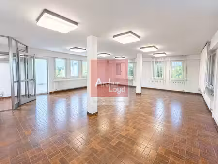 location local professionnel 283m² troyes 10000
