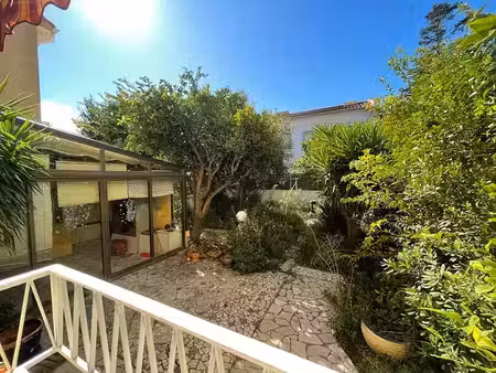 location maison 5 pièces 100 m² à perpignan (66000)  1 380 €