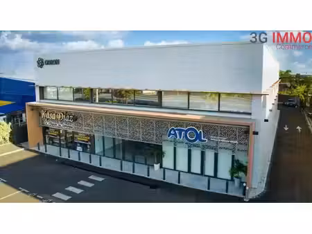 location locaux professionnels 2 pièces 238 m² à baie mahault (97122)  5 996 €