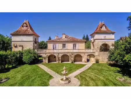 vente demeure d'exception piscine à saint-antonin-noble-val (82140) : à vendre piscine / 1