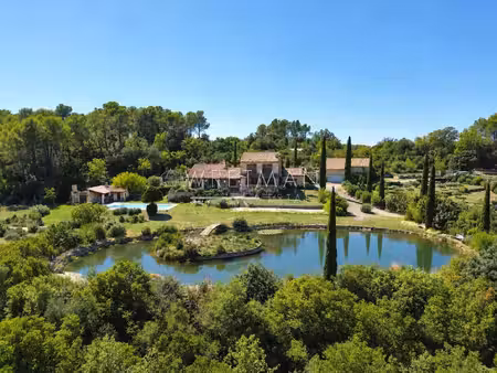 vente demeure d'exception piscine à seillans (83440) : à vendre piscine / 550m² seillans