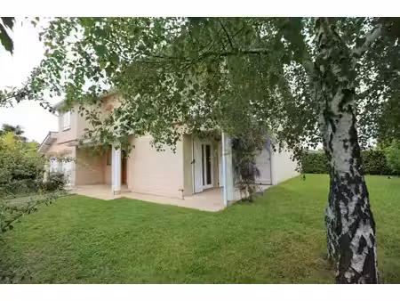 maison - 186m ²