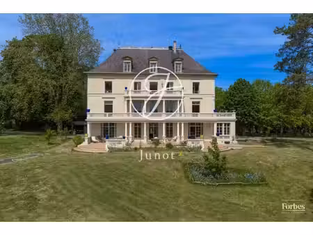 vente demeure d'exception à sens (89100) : à vendre / 946m² sens