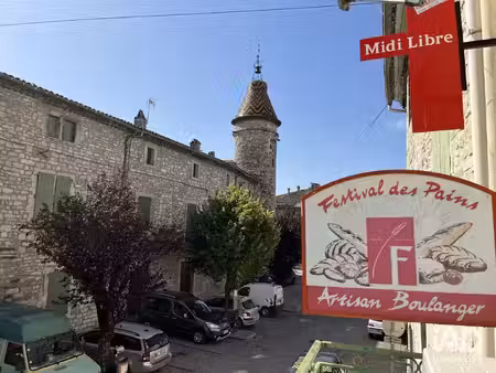 location boulangerie 85 m²
