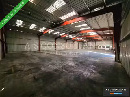 location local commercial