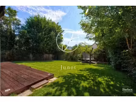 vente maison à la celle-saint-cloud (78170) : à vendre / 268m² la celle-saint-cloud