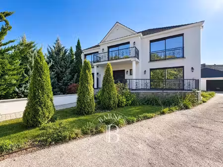vente maison à chennevières-sur-marne (94430) : à vendre / 478m² chennevières-sur-marne
