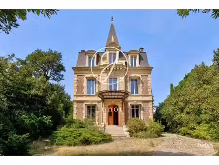 vente maison au vésinet (78110) : à vendre / 400m² le vésinet