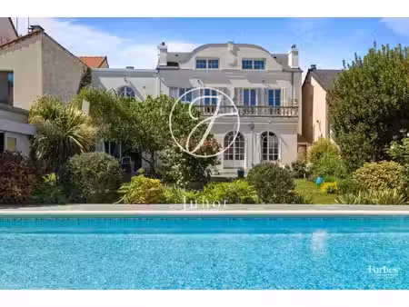 vente maison piscine à rueil-malmaison (92500) : à vendre piscine / 383m² rueil-malmaison