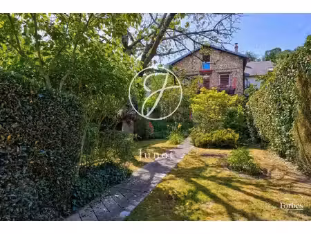 vente maison à sèvres (92310) : à vendre / 166m² sèvres
