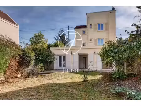 vente maison à chatou (78400) : à vendre / 147m² chatou