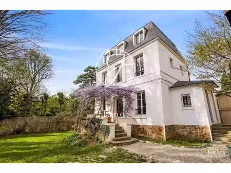 vente maison au vésinet (78110) : à vendre / 230m² le vésinet