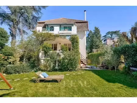 vente maison à vaucresson (92420) : à vendre / 250m² vaucresson