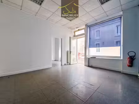 achat immeuble 153m² bressuire 79300