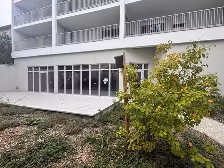 location bureaux saint etienne 42000 186m²