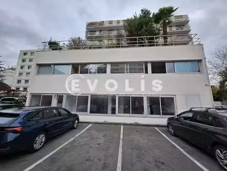 location bureaux montrouge 92120 277m² à 776m²