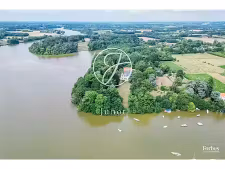 vente maison à carquefou (44470) : à vendre / 650m² carquefou