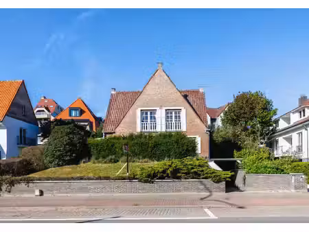 huis te koop in knokke-heist met 5 slaapkamers