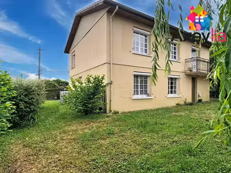 a vendre - a 5 min de charlieu - maison 4 ch avec garage et terrain