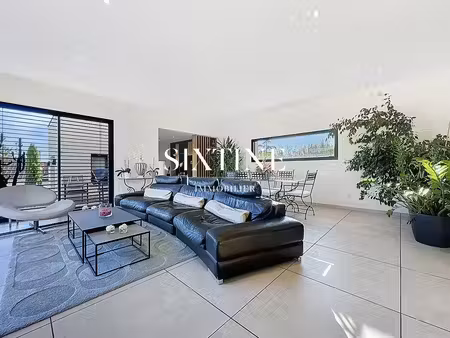 maison de luxe 3 chambres en vente à montceau  auvergne-rhône-alpes