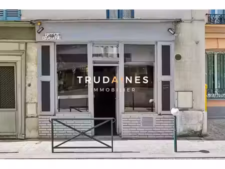 vente locaux professionnels 0 pièces 56 m² à puteaux (92800)  265 000 €