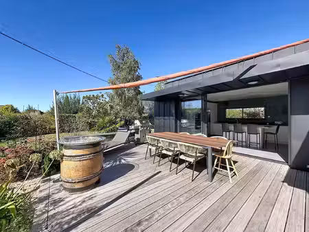 maison familiale aux beaux volumes  vie de plain-pied et jard